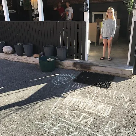 Huset Bed & Breakfast 3*