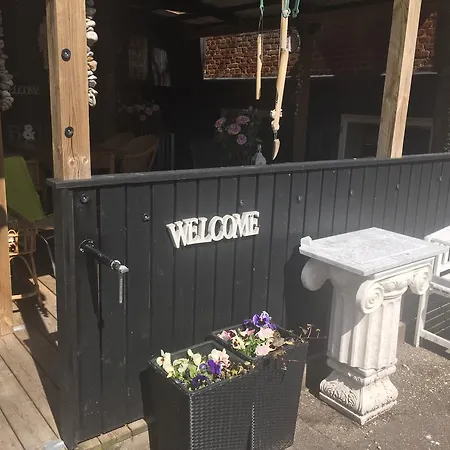 Bed & Breakfast Huset