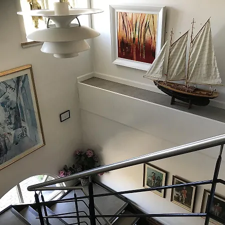 Bed & Breakfast Huset