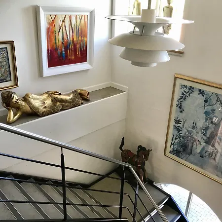 Huset Oda ve Kahvaltı 3*