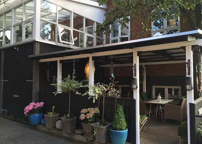 Huset Bed & Breakfast 3*